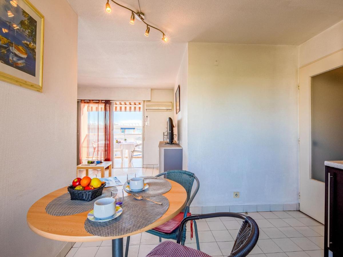 Apartment Le Capitole-3 By Interhome Fréjus Екстериор снимка