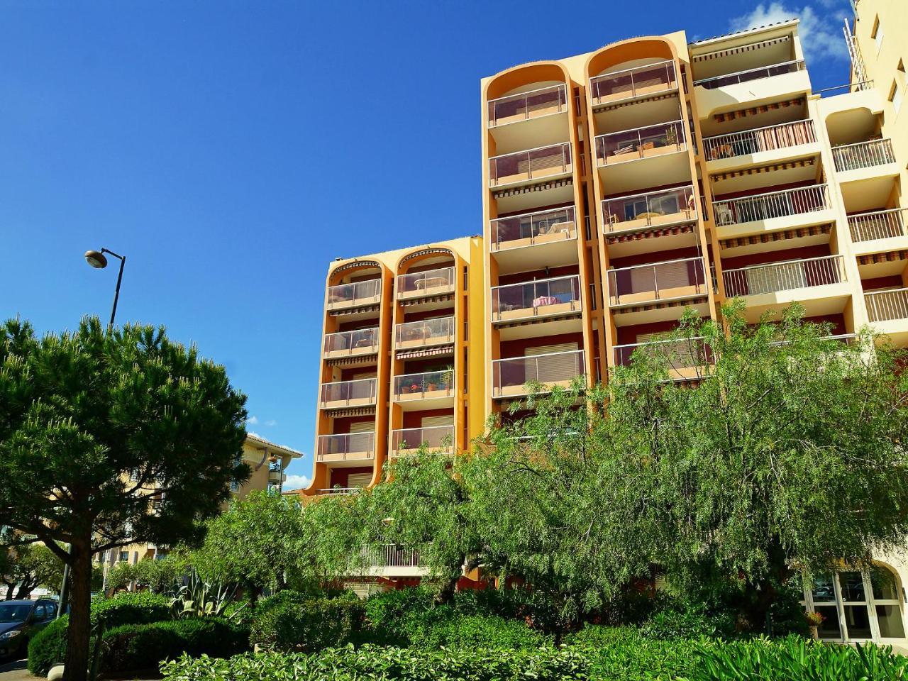 Apartment Le Capitole-3 By Interhome Fréjus Екстериор снимка